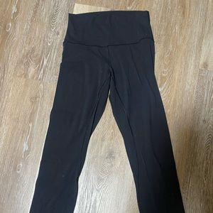 Lululemon size 4 leggings